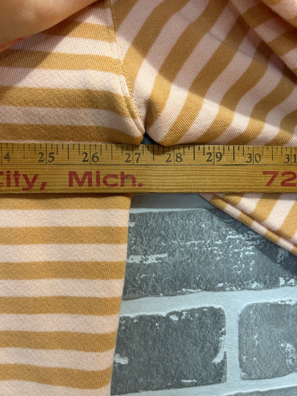 We the Free People Classic Striped Oversized Crewneck Contrast Hem Sz L NWOT - Picture 4 of 6